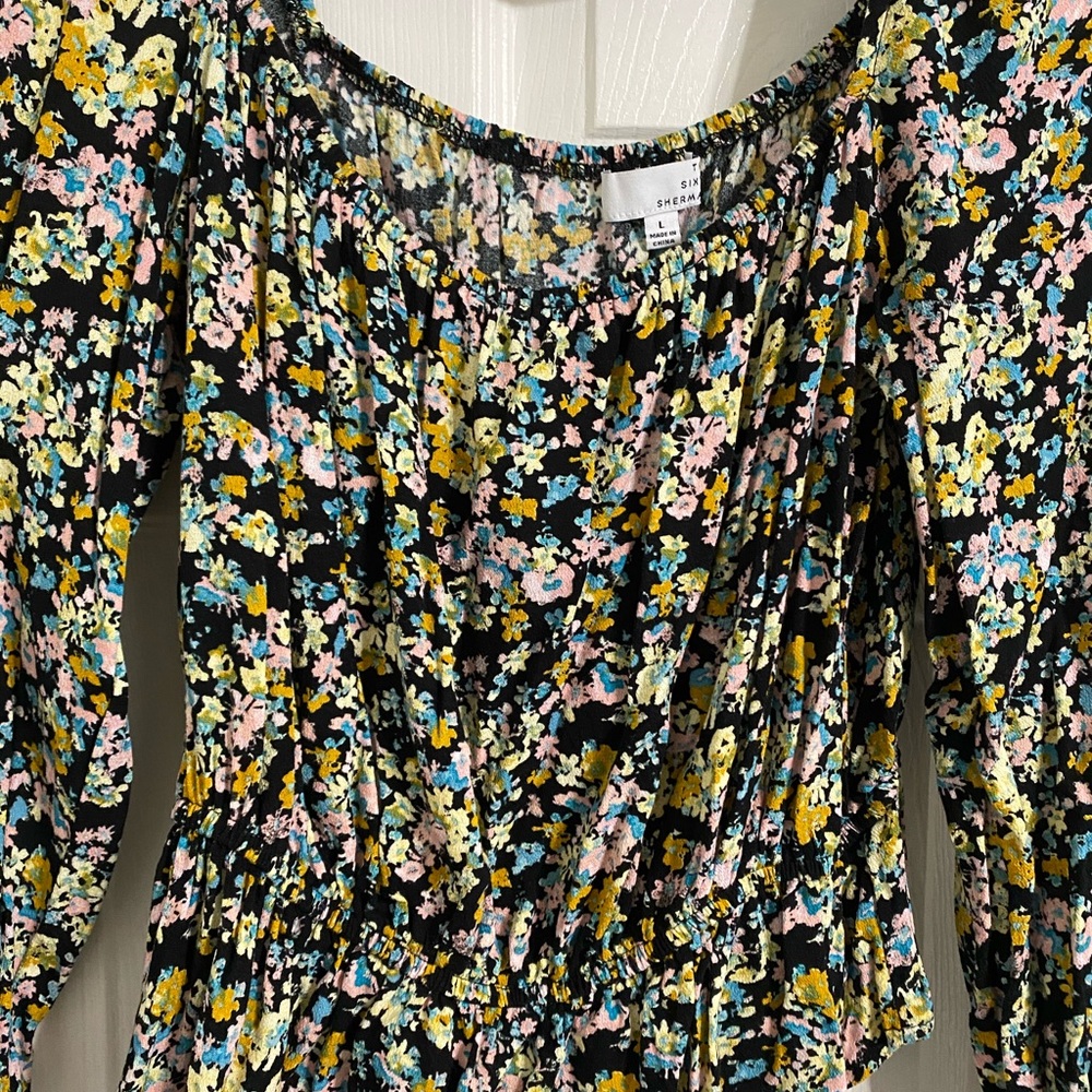 Floral - Picture 2 of 3